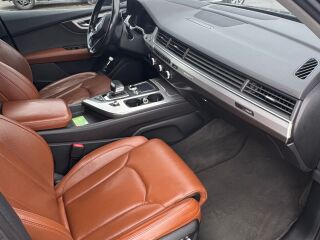 Audi Q7 S Line 3.0 200kW