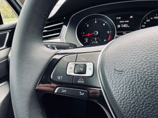 Volkswagen Passat R-Line 2.0 R4 TDi 110kW