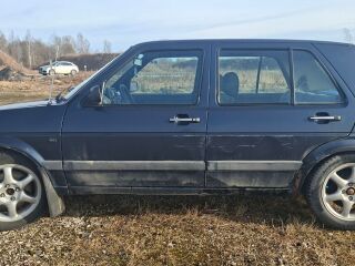Volkswagen Golf 1.6 74kW