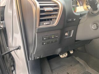 Lexus NX 300h 2.5 114кВ