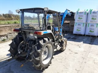 Iseki TG 25 cabin frontaallaadur