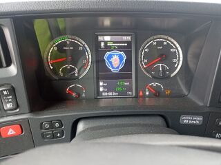 Scania R490