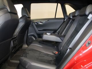 Toyota RAV4 Plug-in Hybrid GR Sport AWD 2.5 136кВ