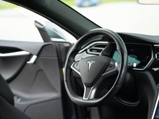 Tesla Model S 75D 158kW