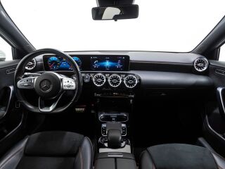 Mercedes-Benz A 180 AMG Line 100kW