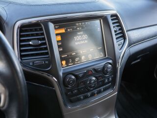 Jeep Grand Cherokee SUMMIT 3.0 184кВ