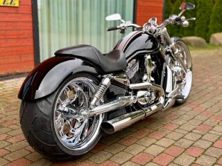 Harley-Davidson VRSCSE Screamin' Eagle CVO V-Rod V2 Revolution 92kW