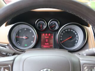 Opel Zafira Tourer Elegance 2.0 R4 TDI 96kW