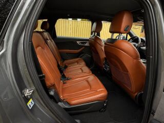 Audi SQ7 4.0 V8 320kW