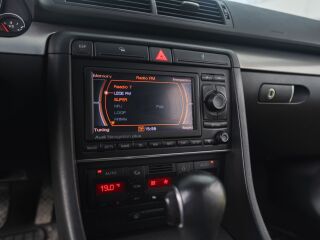 Audi A4 2.5 120кВ