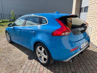 Volvo V40 R-Design 1.6 D2 84kW