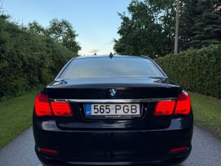 BMW 740 3.0 225кВ