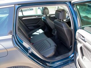 Volkswagen Passat R-Line Variant 4Motion 2.0 BIT TDI 176кВ