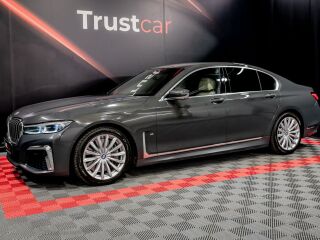 BMW 750 xDrive M-Sportpakett 4.4 390kW