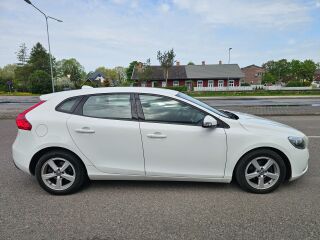 Volvo V40 1.6 84кВ