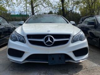 Mercedes-Benz E 500 4.7 V8 Bi-turbo 300kW