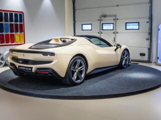Ferrari 296 GTS 2.9 V6 610kW