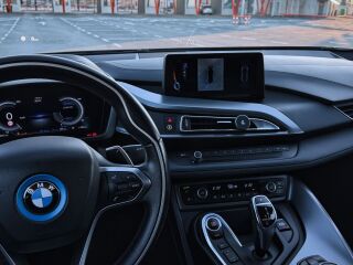 BMW i8 AWD 1.5 275кВ