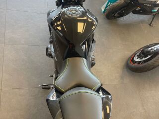 Kawasaki Z 750 R4 DOCH 16V 78kW