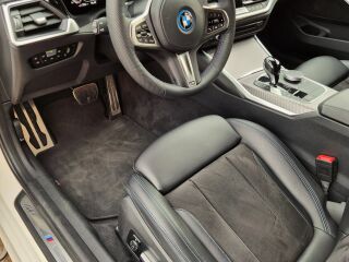 BMW 320 M Sport xDrive 2.0 175kW