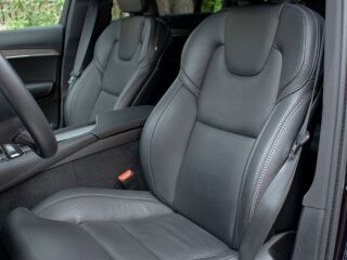 Volvo XC90 AWD B&W R-Design Dark Intelli PRO 2.0 B5 AWD MHEV KERS Kerghübriid 183kW