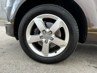 Audi Q7 S-line QUATTRO 3.0 V6 TDI 180кВ