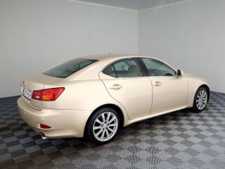 Lexus IS 250 Comfort ATM 2.5 153kW