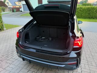 Audi Q3 45 Sportback e-tron Model 2023 1.4 110kW