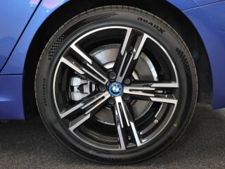 BMW 330 e xDrive M-Sportpakett 2.0 215кВ