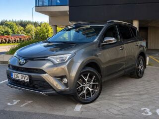Toyota RAV4 Style Facelift Edition 2.5 114kW