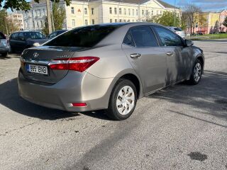 Toyota Corolla 1.6 97kW