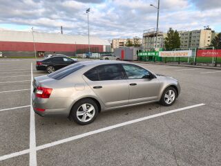 Skoda Octavia 1.2 63kW