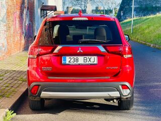 Mitsubishi Outlander 2.0 CVT 7k 4WD 110kW