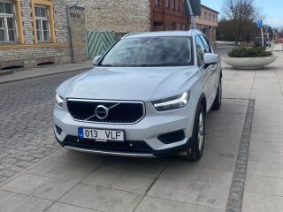 Volvo XC40 Momentum 2.0 110kW