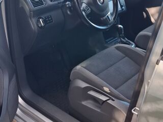Volkswagen Touran 1.6 TDI 77кВ