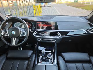 BMW X5 xDrive M-Sport Individual 3.0 195kW