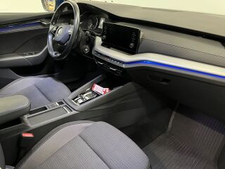 Skoda Octavia Combi Ambition 1.5 TSI m-Hybrid 110кВ