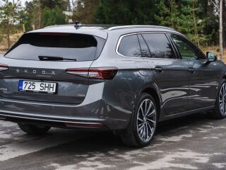 Skoda Superb L&K 4x4 2.0 TDI 142kW