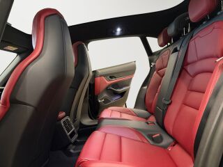 Porsche Taycan 4 Cross Turismo 350kW