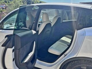 Tesla Model Y Long Range Dual AWD 378kW