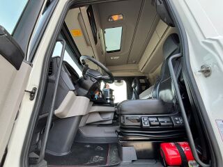 Scania R410 6x2*4 302kW