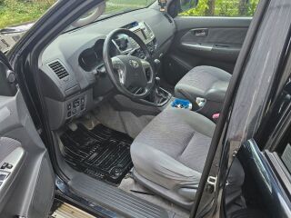 Toyota Hilux 2.5 106kW