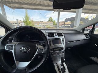Toyota Avensis Linea Sol 1.8 108kW