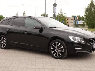 Volvo V60 MOMENTUM 2.0 R4 140kW