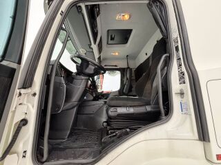 Mercedes-Benz Antos 2543 6x2*4 315kW
