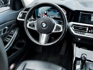 BMW 320 2.0 140kW
