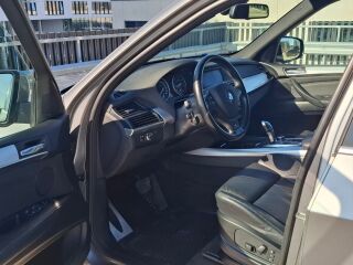 BMW X5 3.0 225kW