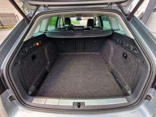 Skoda Superb LAURIN&KLEMENT 4X4 2.0 R4 TDI 140kW