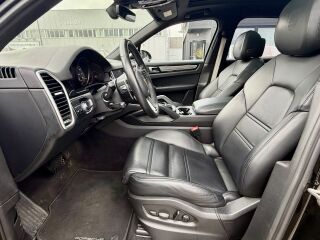Porsche Cayenne Platinum Edition Tiptronic S 3.0 250кВ