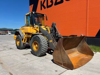 Volvo L90E 4x4 121кВ